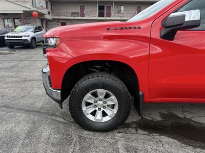 2020 Chevrolet Silverado 1500 LT   - Photo 3 - Elkhart, IN 46514