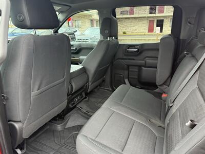 2020 Chevrolet Silverado 1500 LT   - Photo 14 - Elkhart, IN 46514