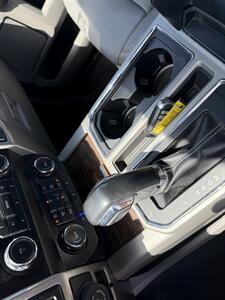 2020 Ford F-150 Lariat - Photo 16 - Elkhart, IN 46514