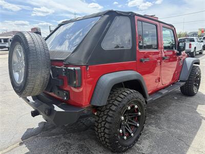 2013 Jeep Wrangler Unlimited Sport   - Photo 7 - Elkhart, IN 46514