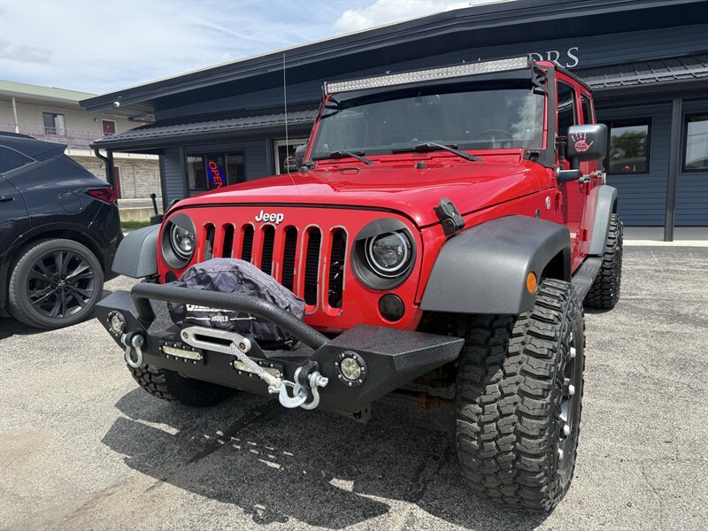 2013 Jeep Wrangler Unlimited Sport   - Photo 1 - Elkhart, IN 46514