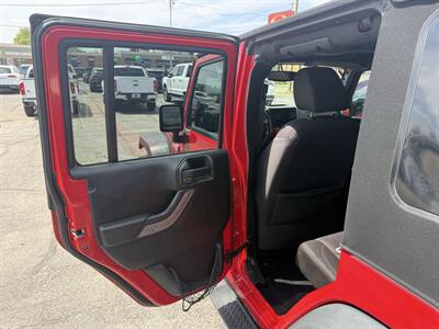 2013 Jeep Wrangler Unlimited Sport   - Photo 13 - Elkhart, IN 46514