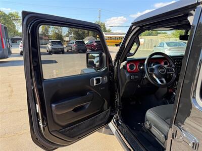 2021 Jeep Gladiator RUBICON   - Photo 10 - Elkhart, IN 46514