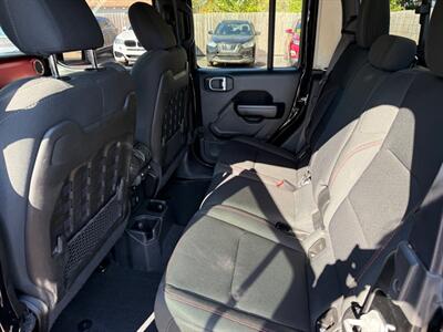 2021 Jeep Gladiator RUBICON   - Photo 13 - Elkhart, IN 46514