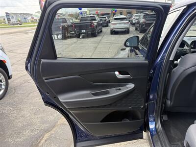2020 Hyundai SANTA FE Essential 2.4L   - Photo 13 - Elkhart, IN 46514