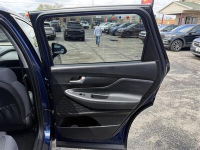 2020 Hyundai SANTA FE Essential 2.4L   - Photo 15 - Elkhart, IN 46514
