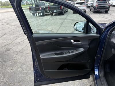 2020 Hyundai SANTA FE Essential 2.4L   - Photo 11 - Elkhart, IN 46514