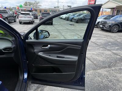 2020 Hyundai SANTA FE Essential 2.4L   - Photo 19 - Elkhart, IN 46514