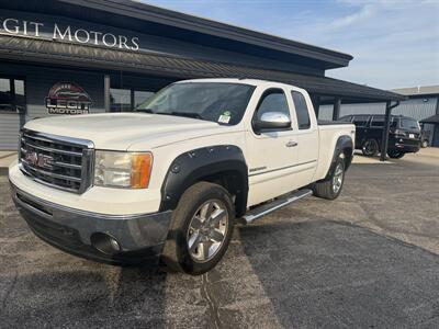 2013 GMC Sierra 1500 SLE - Photo 1 - Elkhart, IN 46514