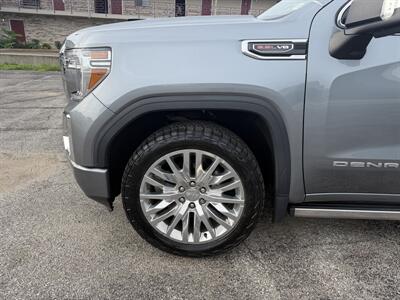 2019 GMC Sierra 1500 Denali   - Photo 3 - Elkhart, IN 46514