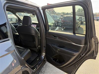 2024 Jeep Grand Cherokee Limited - Photo 14 - Elkhart, IN 46514