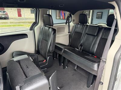 2020 Dodge Grand Caravan SXT - Photo 14 - Elkhart, IN 46514