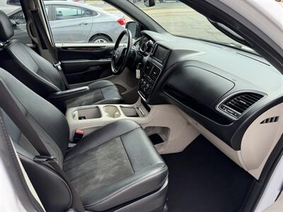 2020 Dodge Grand Caravan SXT - Photo 18 - Elkhart, IN 46514