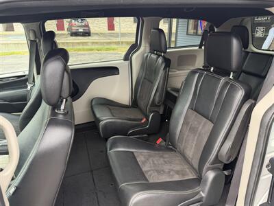 2020 Dodge Grand Caravan SXT - Photo 13 - Elkhart, IN 46514