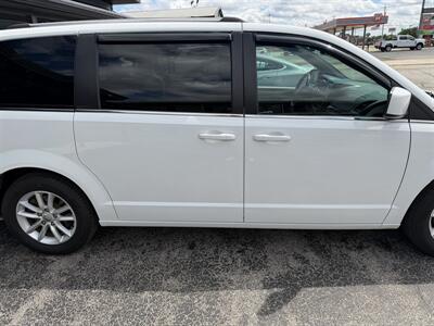 2020 Dodge Grand Caravan SXT - Photo 8 - Elkhart, IN 46514