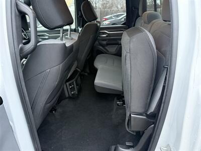 2022 RAM 1500 Big Horn   - Photo 16 - Elkhart, IN 46514