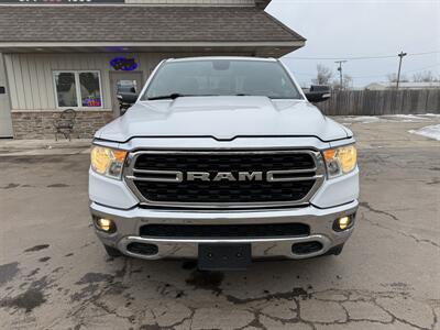2022 RAM 1500 Big Horn   - Photo 11 - Elkhart, IN 46514
