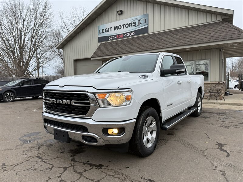 2022 RAM 1500 Big Horn   - Photo 1 - Elkhart, IN 46514