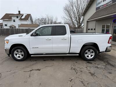 2022 RAM 1500 Big Horn   - Photo 5 - Elkhart, IN 46514