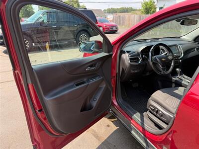 2018 Chevrolet Equinox LT   - Photo 8 - Elkhart, IN 46514