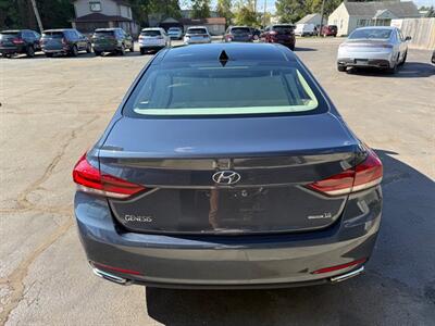 2015 Hyundai Genesis 3.8L - Photo 5 - Elkhart, IN 46514