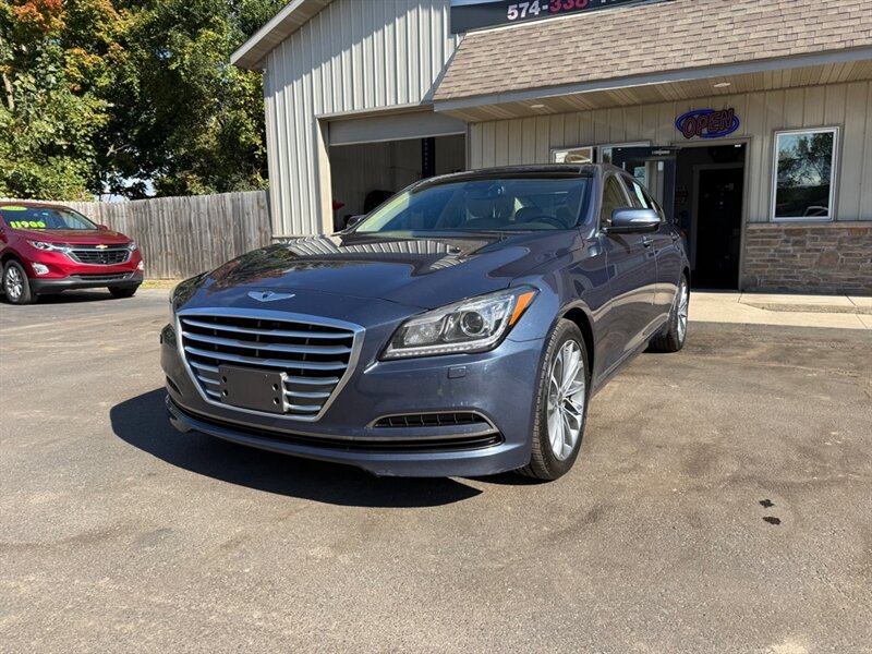 2015 Hyundai Genesis 3.8L - Photo 1 - Elkhart, IN 46514