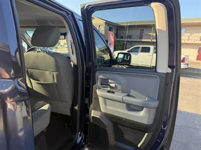 2013 RAM 1500 SLT - Photo 15 - Elkhart, IN 46514