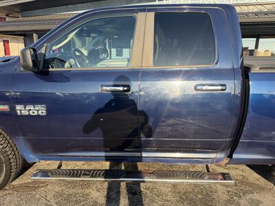 2013 RAM 1500 SLT - Photo 4 - Elkhart, IN 46514