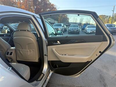 2017 Hyundai SONATA SPORT   - Photo 15 - Elkhart, IN 46514