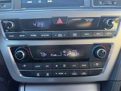 2017 Hyundai SONATA SPORT   - Photo 21 - Elkhart, IN 46514