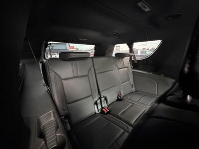 2023 Chevrolet Suburban RST - Photo 18 - Elkhart, IN 46514
