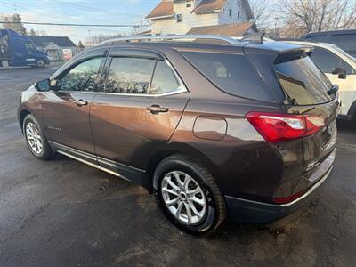 2020 Chevrolet Equinox LT   - Photo 3 - Elkhart, IN 46514