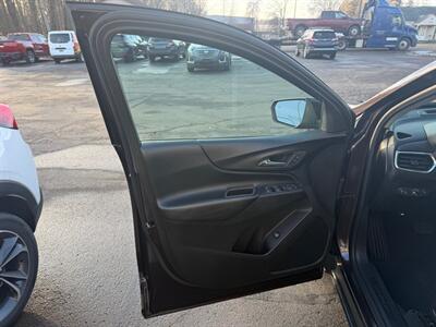 2020 Chevrolet Equinox LT   - Photo 9 - Elkhart, IN 46514