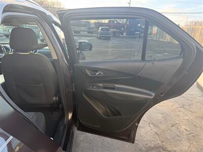 2020 Chevrolet Equinox LT   - Photo 14 - Elkhart, IN 46514