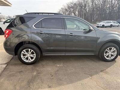 2017 Chevrolet Equinox LT   - Photo 10 - Elkhart, IN 46514
