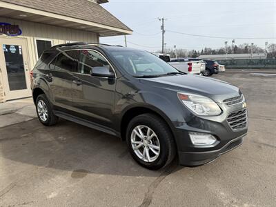 2017 Chevrolet Equinox LT   - Photo 3 - Elkhart, IN 46514