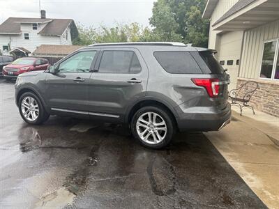 2016 Ford Explorer XLT   - Photo 5 - Elkhart, IN 46514
