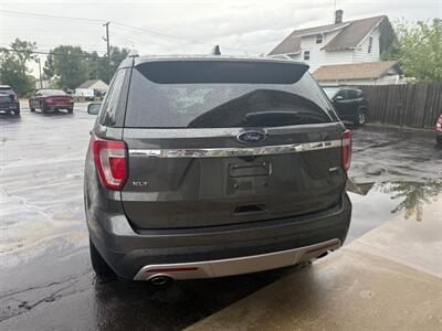 2016 Ford Explorer XLT   - Photo 10 - Elkhart, IN 46514