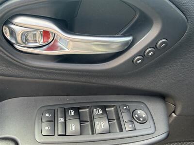 2019 Jeep Cherokee Trailhawk - Photo 17 - Elkhart, IN 46514