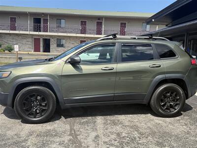 2019 Jeep Cherokee Trailhawk - Photo 3 - Elkhart, IN 46514