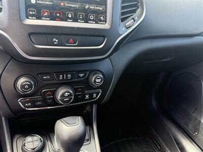 2019 Jeep Cherokee Trailhawk - Photo 25 - Elkhart, IN 46514