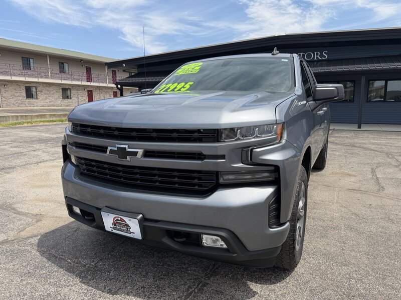 2020 Chevrolet Silverado 1500 RST   - Photo 1 - Elkhart, IN 46514