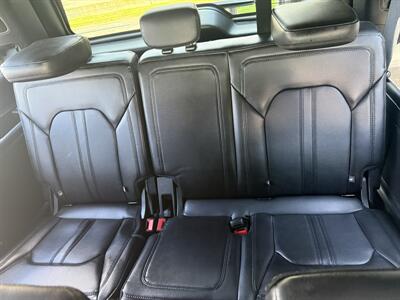 2020 Ford Expedition Limited   - Photo 38 - Elkhart, IN 46514