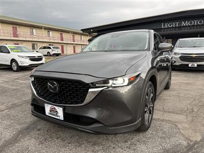 2022 Mazda CX-5 2.5 S Premium   - Photo 1 - Elkhart, IN 46514