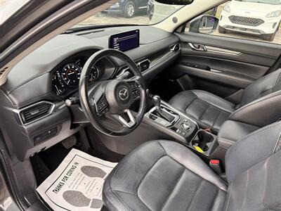 2022 Mazda CX-5 2.5 S Premium   - Photo 14 - Elkhart, IN 46514