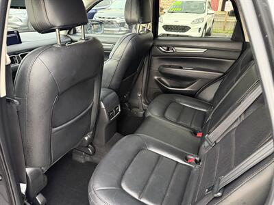 2022 Mazda CX-5 2.5 S Premium   - Photo 16 - Elkhart, IN 46514