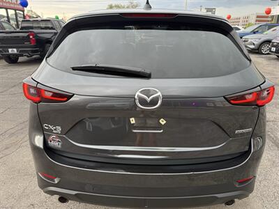 2022 Mazda CX-5 2.5 S Premium   - Photo 6 - Elkhart, IN 46514
