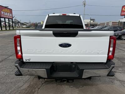 2024 Ford F-250 Super Duty XLT - Photo 7 - Elkhart, IN 46514