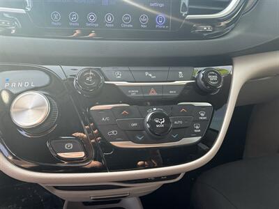 2017 Chrysler Pacifica Touring Plus   - Photo 23 - Elkhart, IN 46514