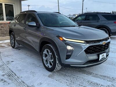 2024 Chevrolet Trax 1LT   - Photo 11 - Elkhart, IN 46514